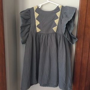 Louise Misha size 4 good used condition